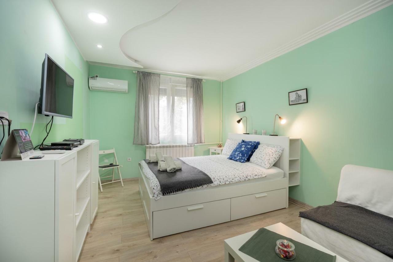 Apartman Gloria 2 Βελιγράδι Εξωτερικό φωτογραφία