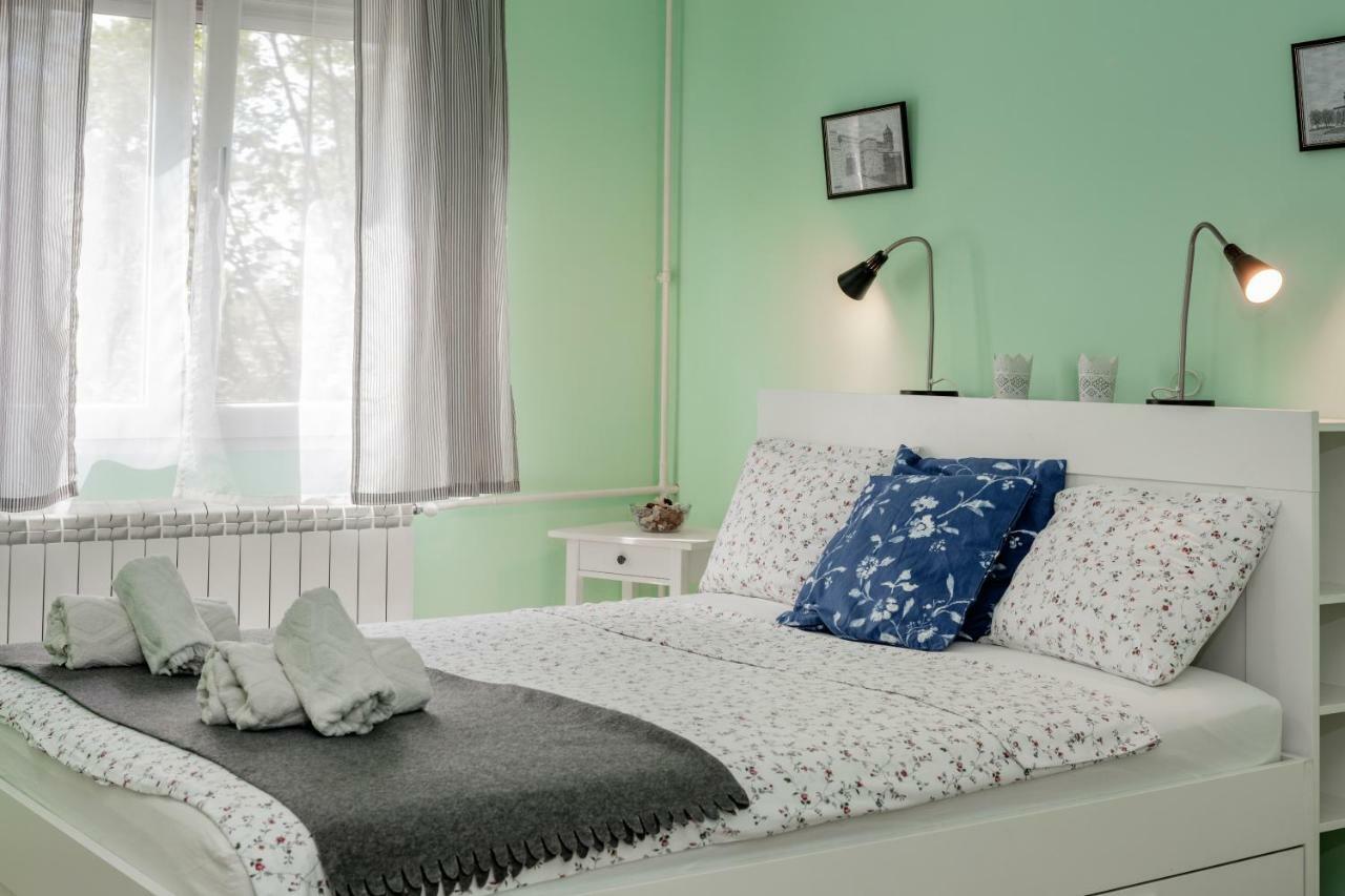 Apartman Gloria 2 Βελιγράδι Εξωτερικό φωτογραφία